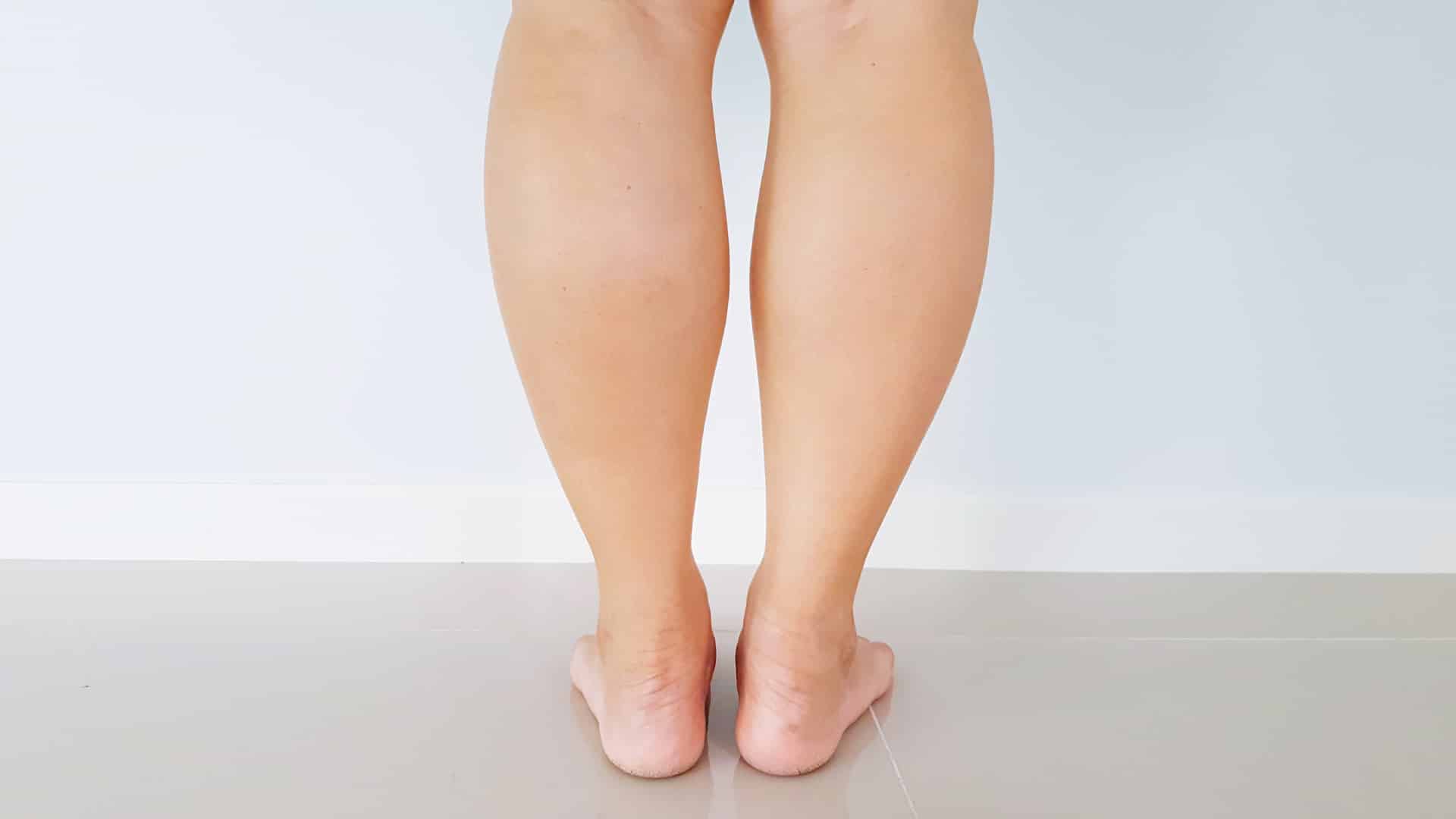معایب و مزایای عمل جراحی لاغری ساق پا
